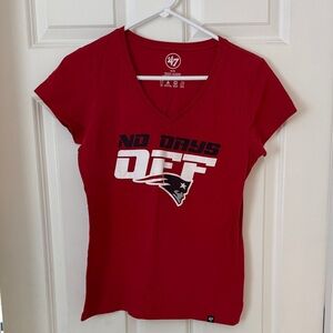 47 Women's Red Patriots Tee